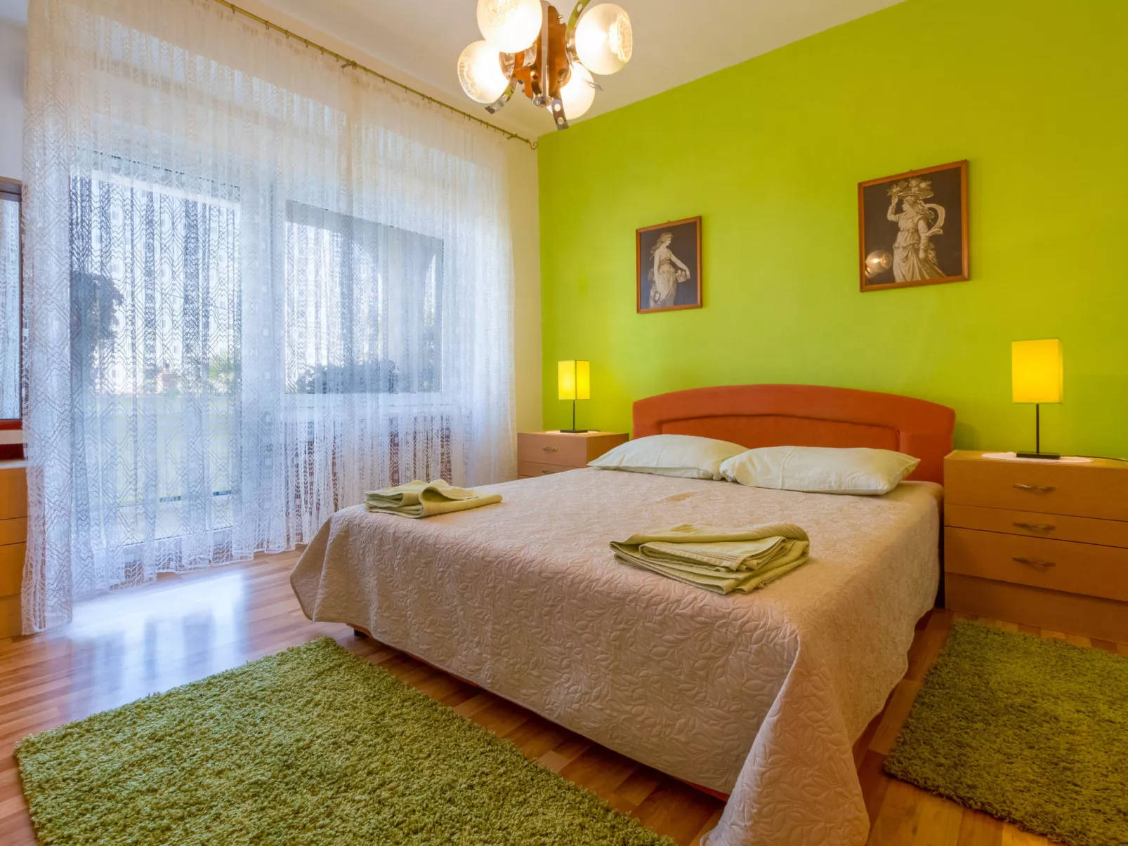 LJILJANA / HR-05741-01 - Image-tags.info