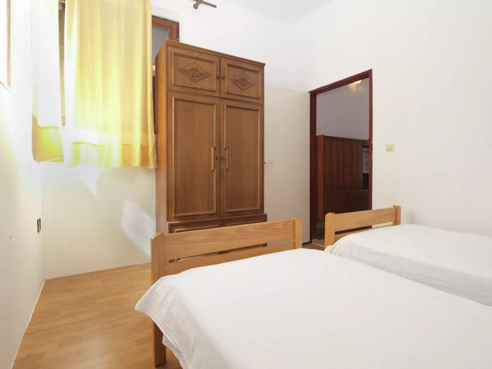 Apartment 695 - Image-tags.info