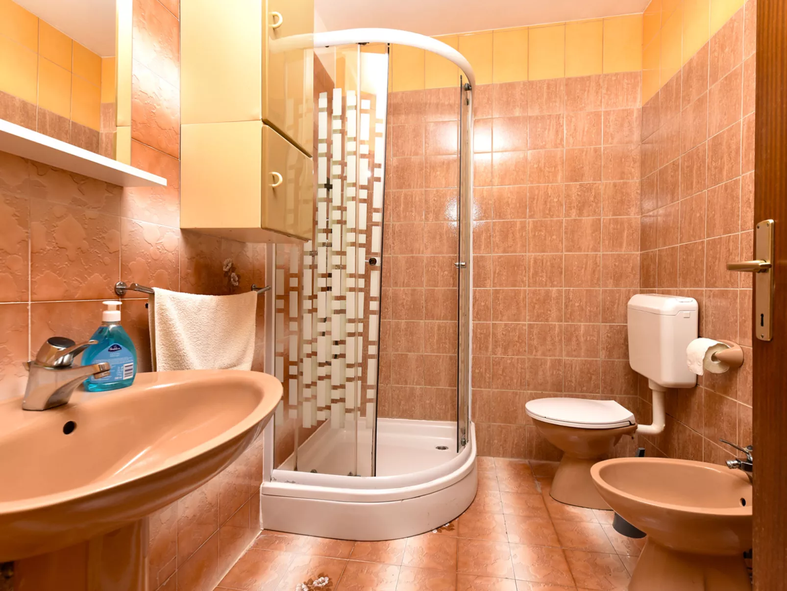 Apartment 2362 - Image-tags.info