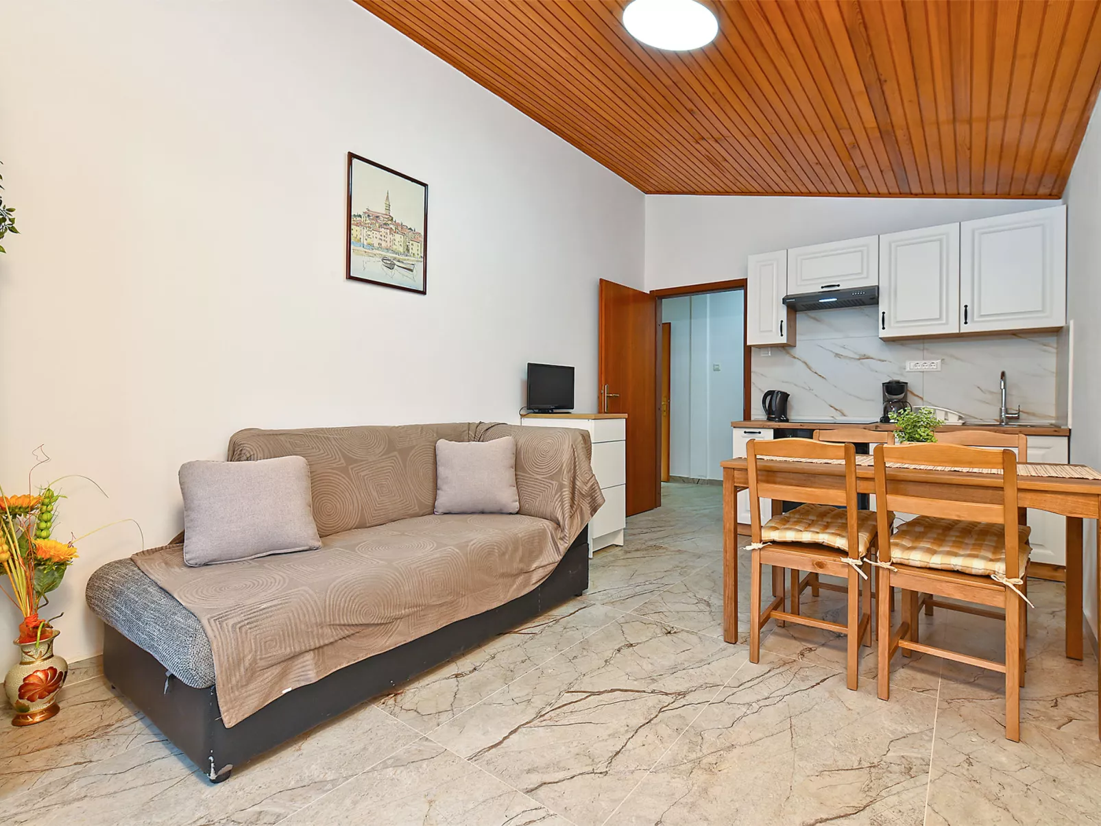 Apartment 2240 - Image-tags.info