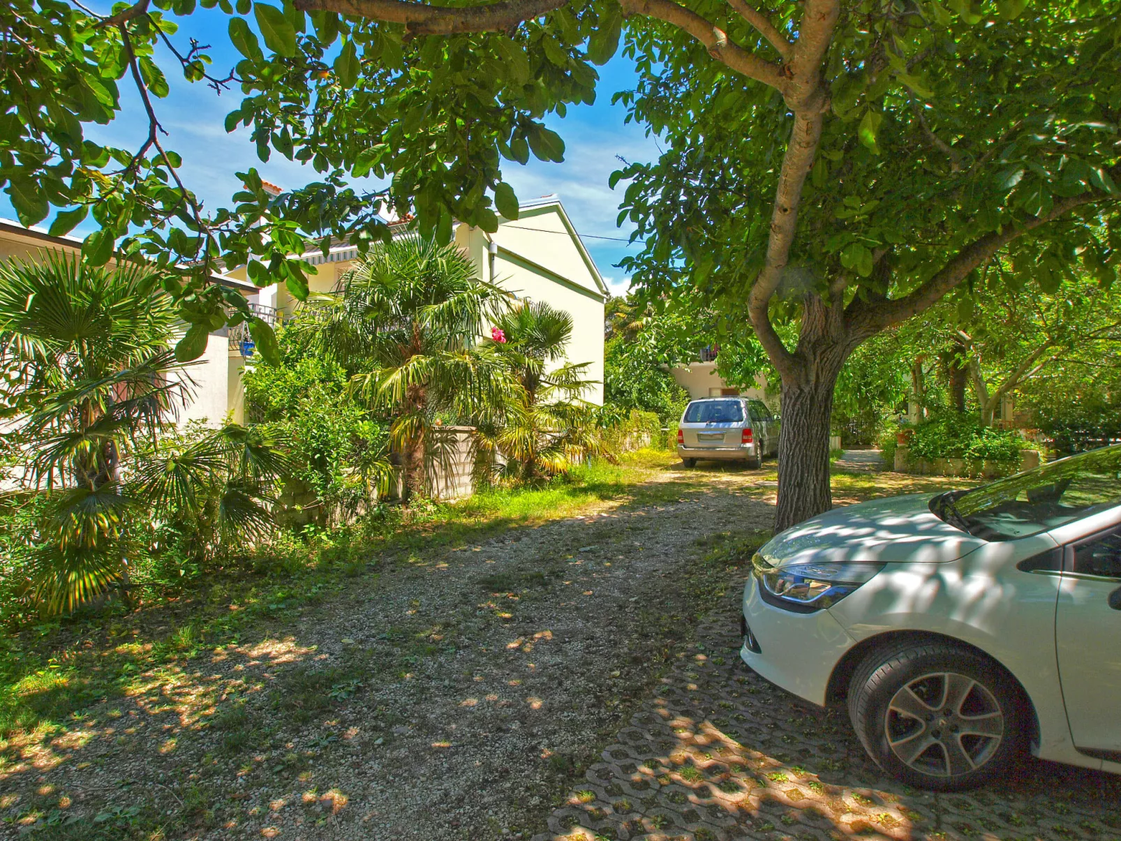 Apartment 820 - Image-tags.info