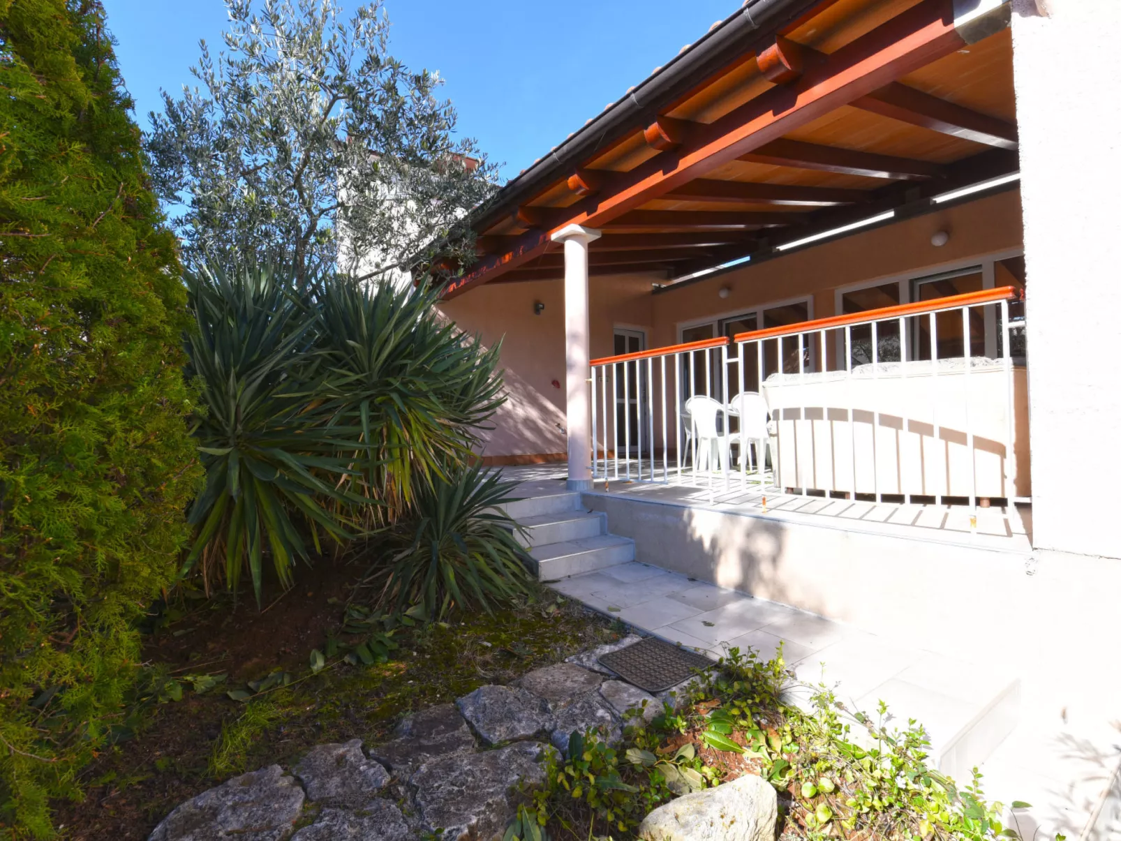 Apartment 1562 - Image-tags.info