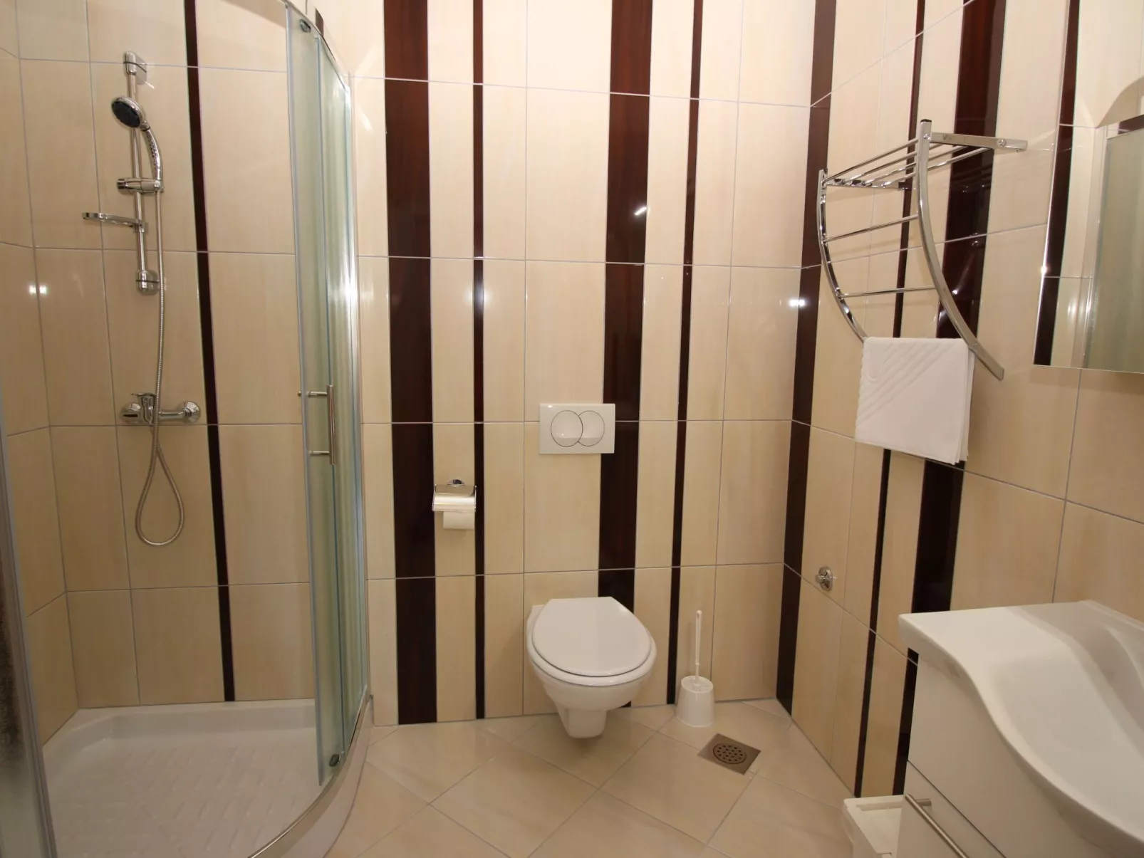 Apartment Kamelia - 9 - Image-tags.info