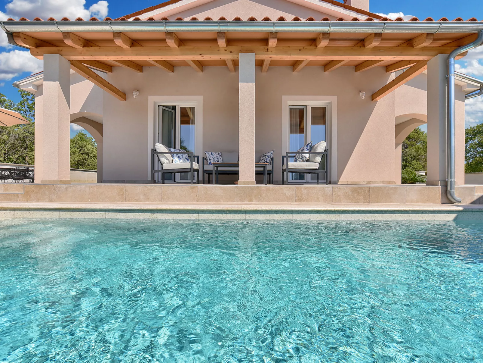 Villa 2405 - Image-tags.info