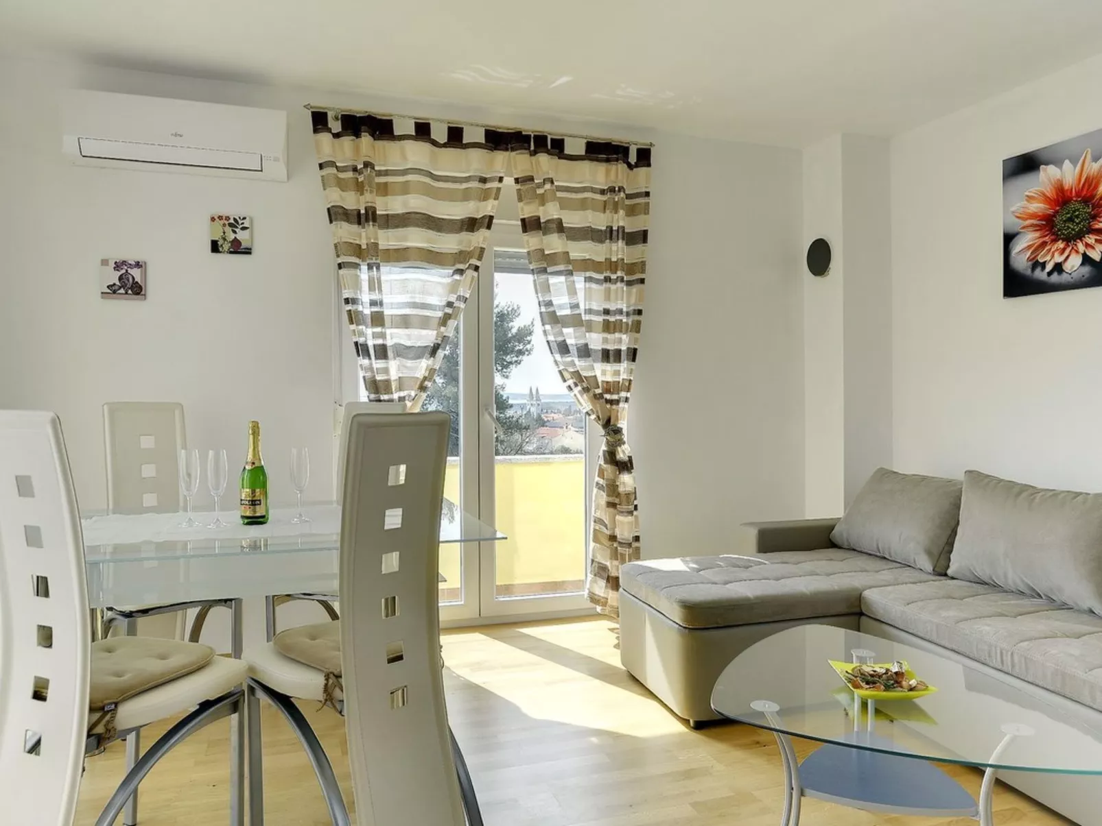 House Robert - Binnen