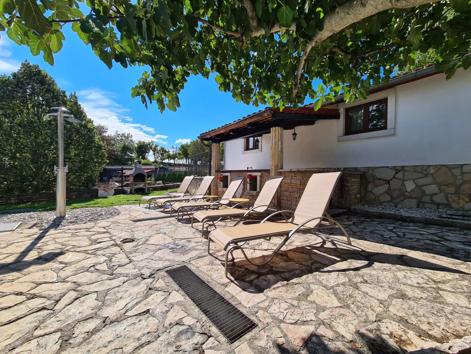 House 2134 - Image-tags.info