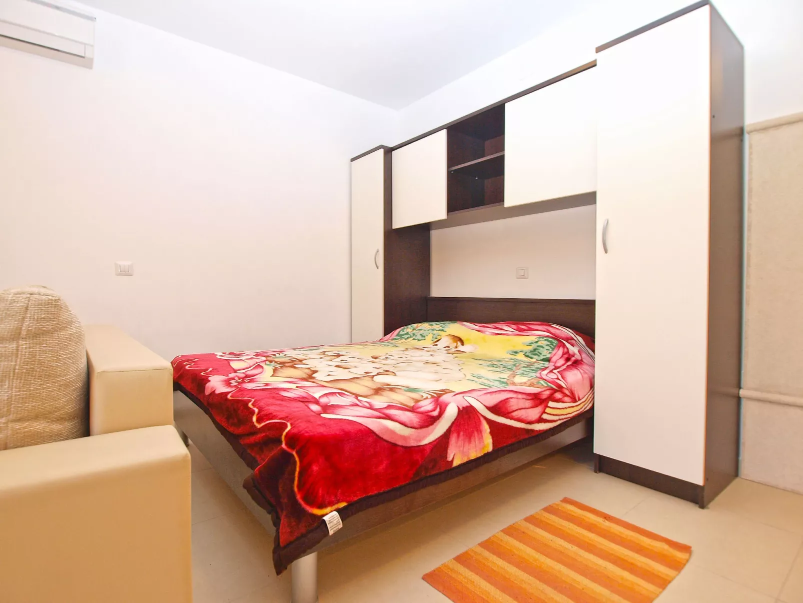 Apartment 1299 - Image-tags.info