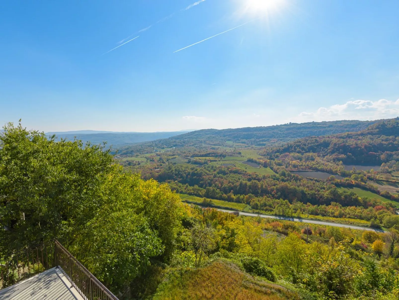 House Horizon - Image-tags.info