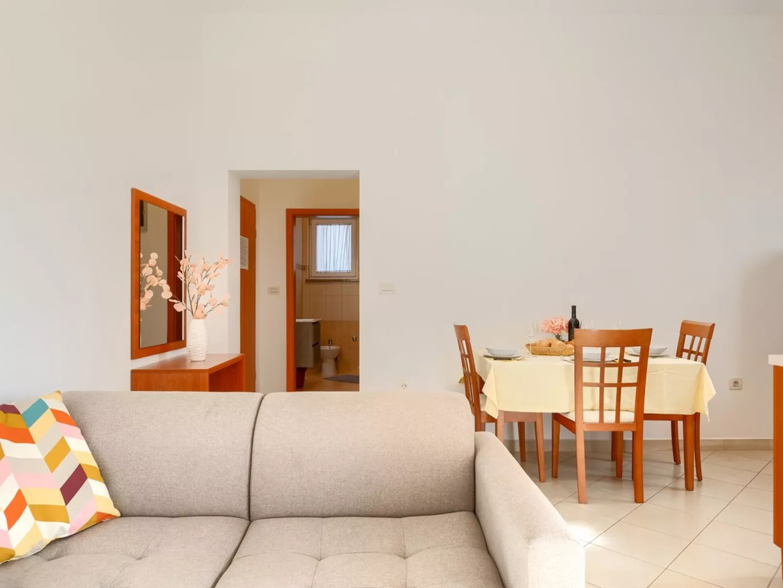 House Sunset - Binnen