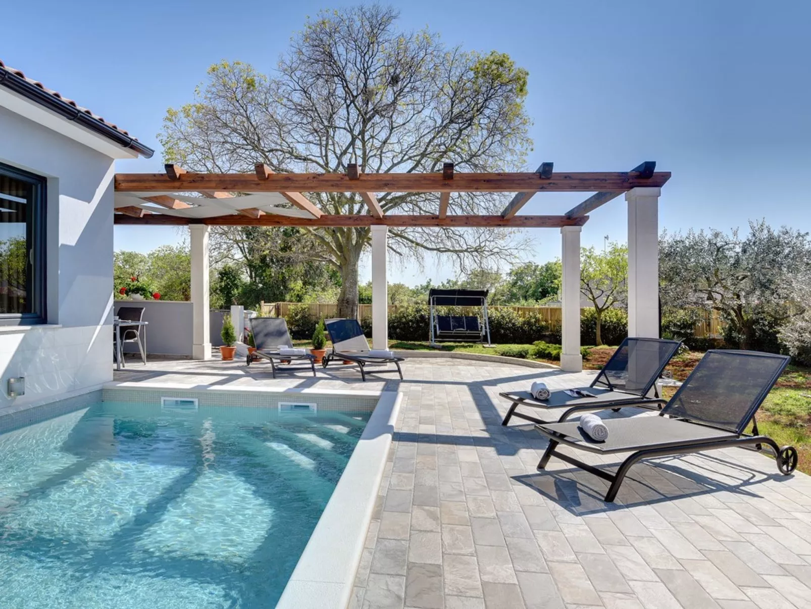 Villa Sunny Home - Image-tags.info