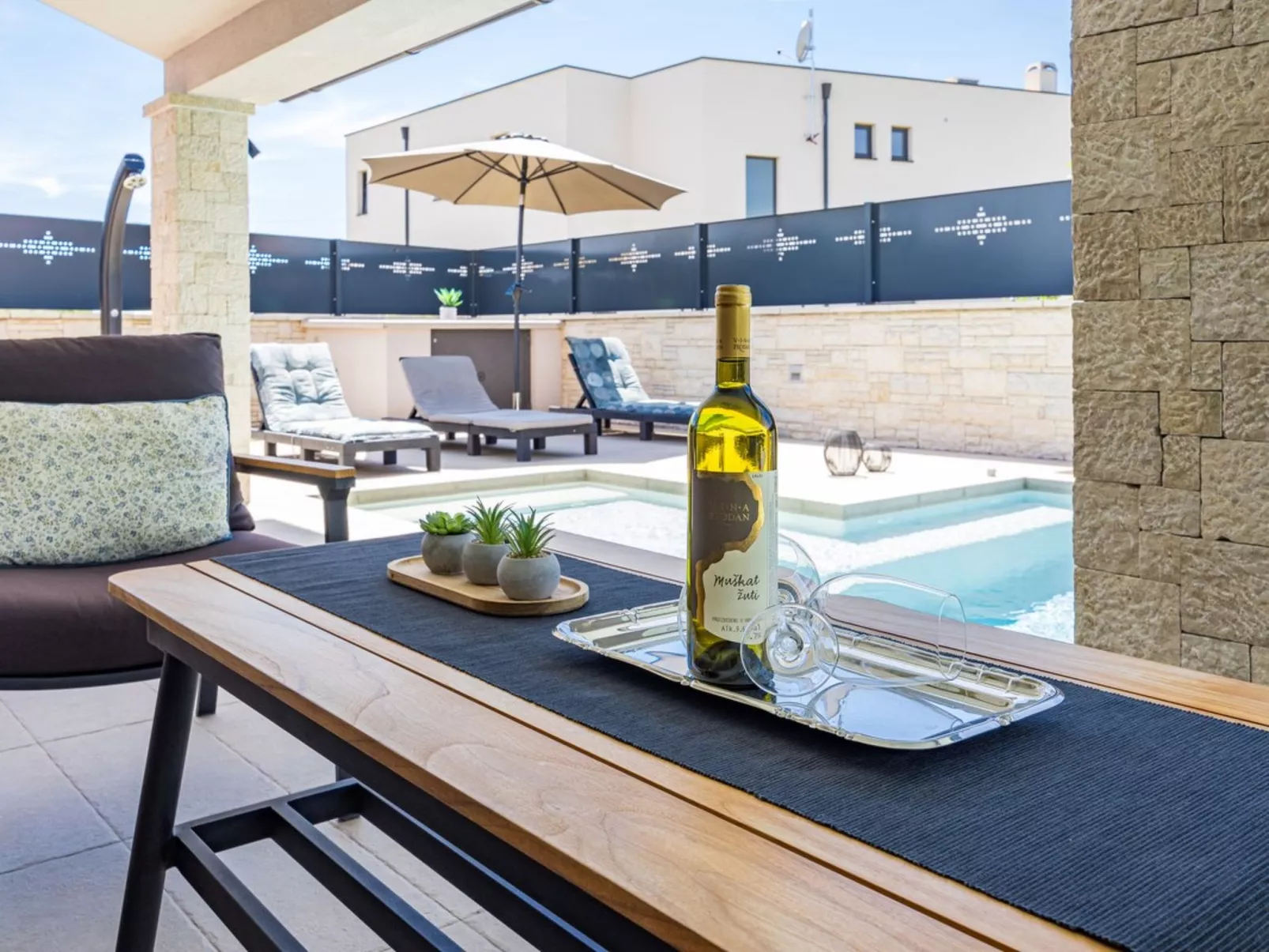 Villa Roma - Image-tags.info