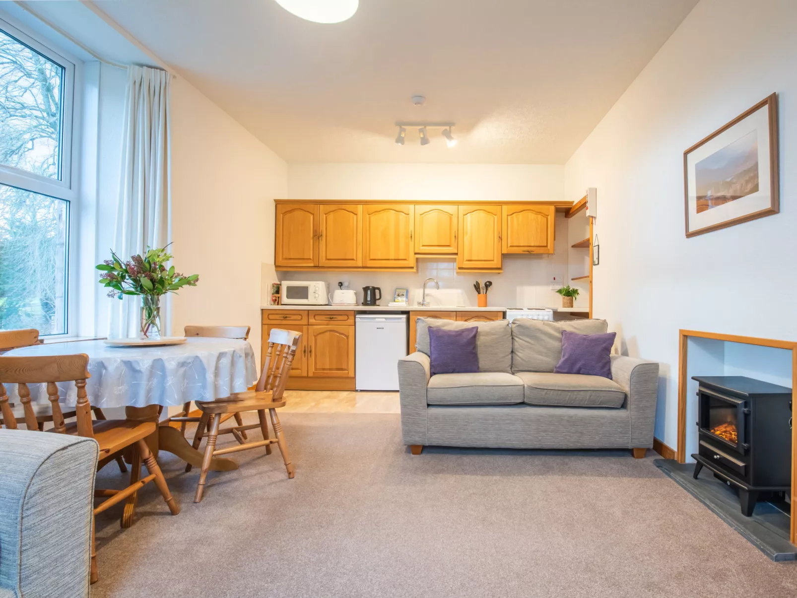 Old Dairy on Aigas Golf Course - Binnen