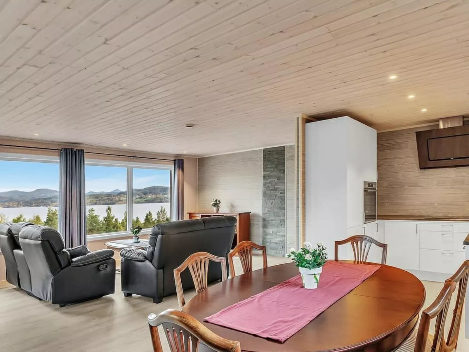 Tingvoll Blockhaus - Image-tags.info