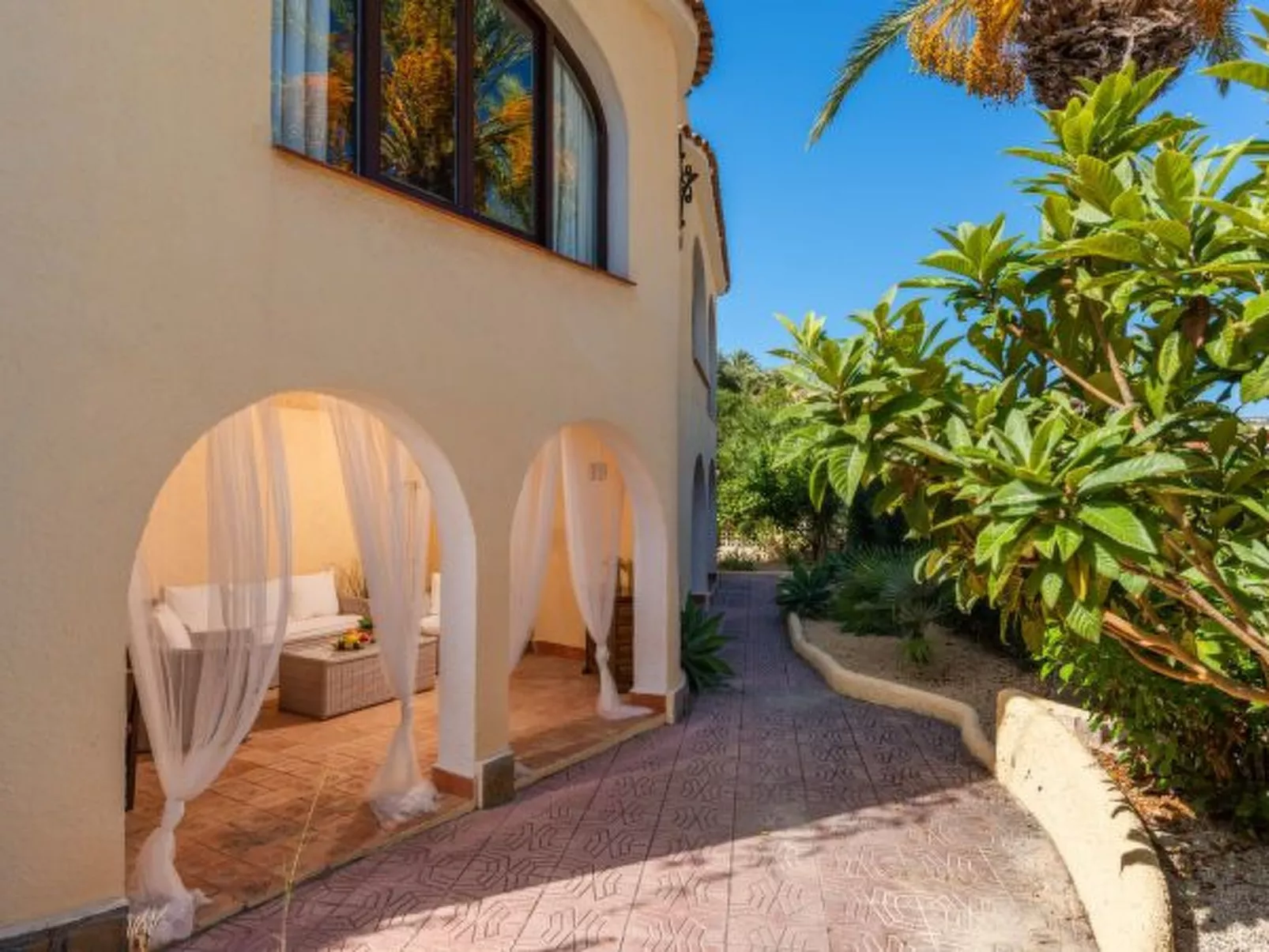 Villa Aloe - Plus - Image-tags.info