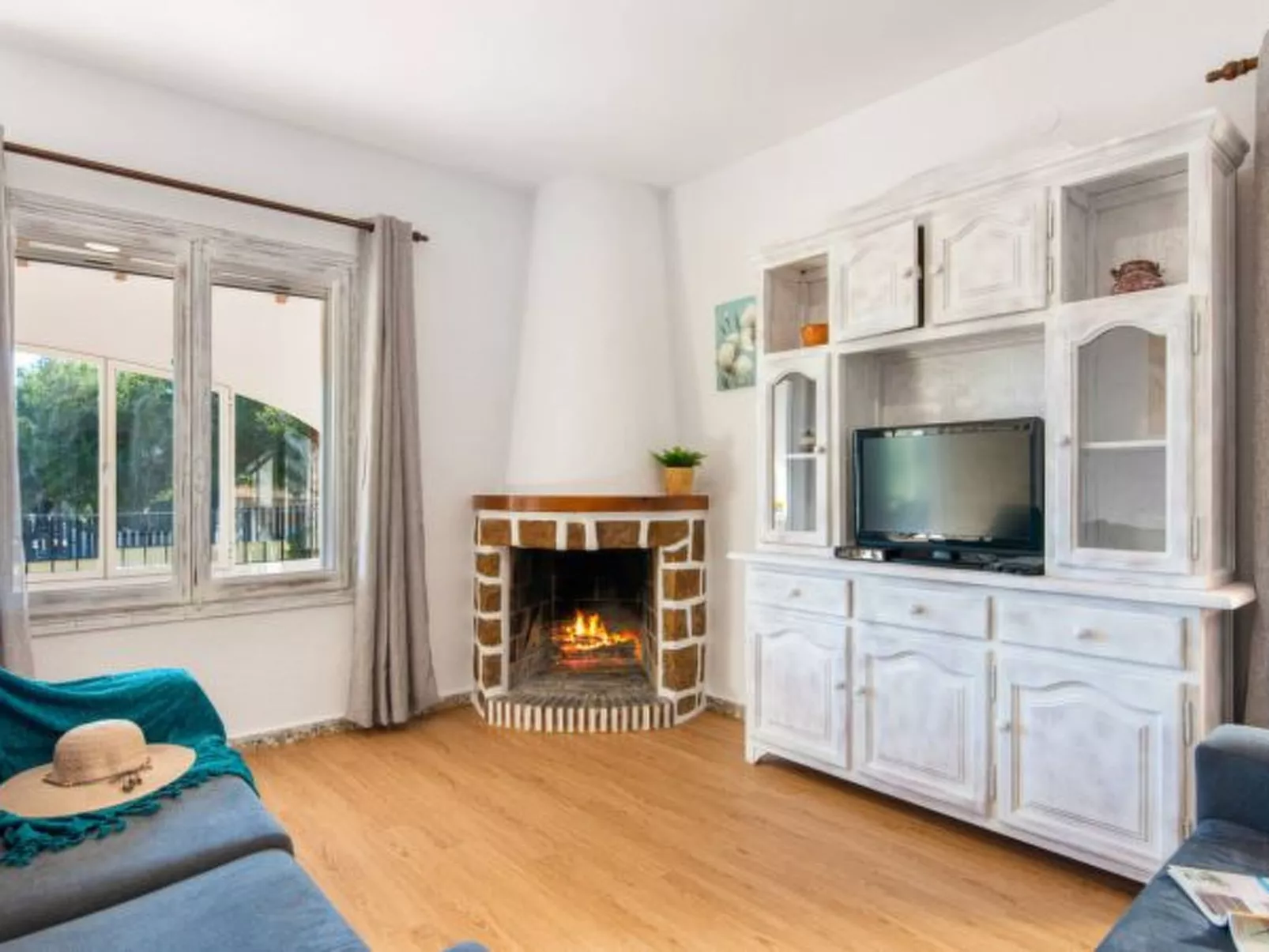 Villa Enzo - PlusHolidays - Image-tags.info