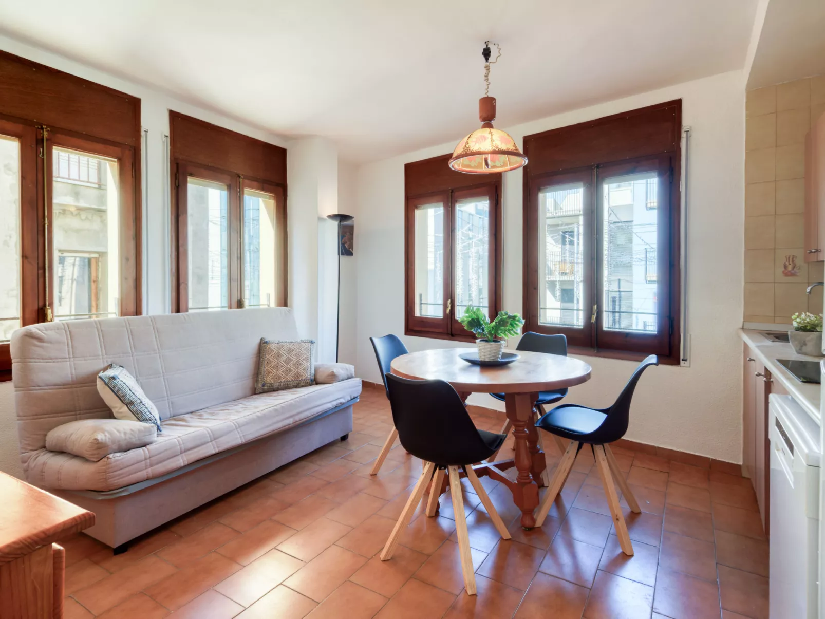 Centro peatonal Roses - Binnen