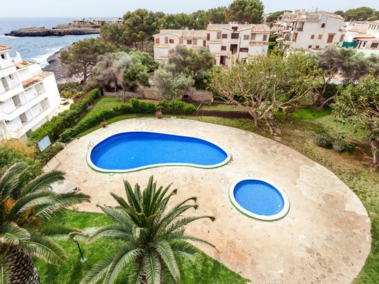 La Ola Beach House - Image-tags.info