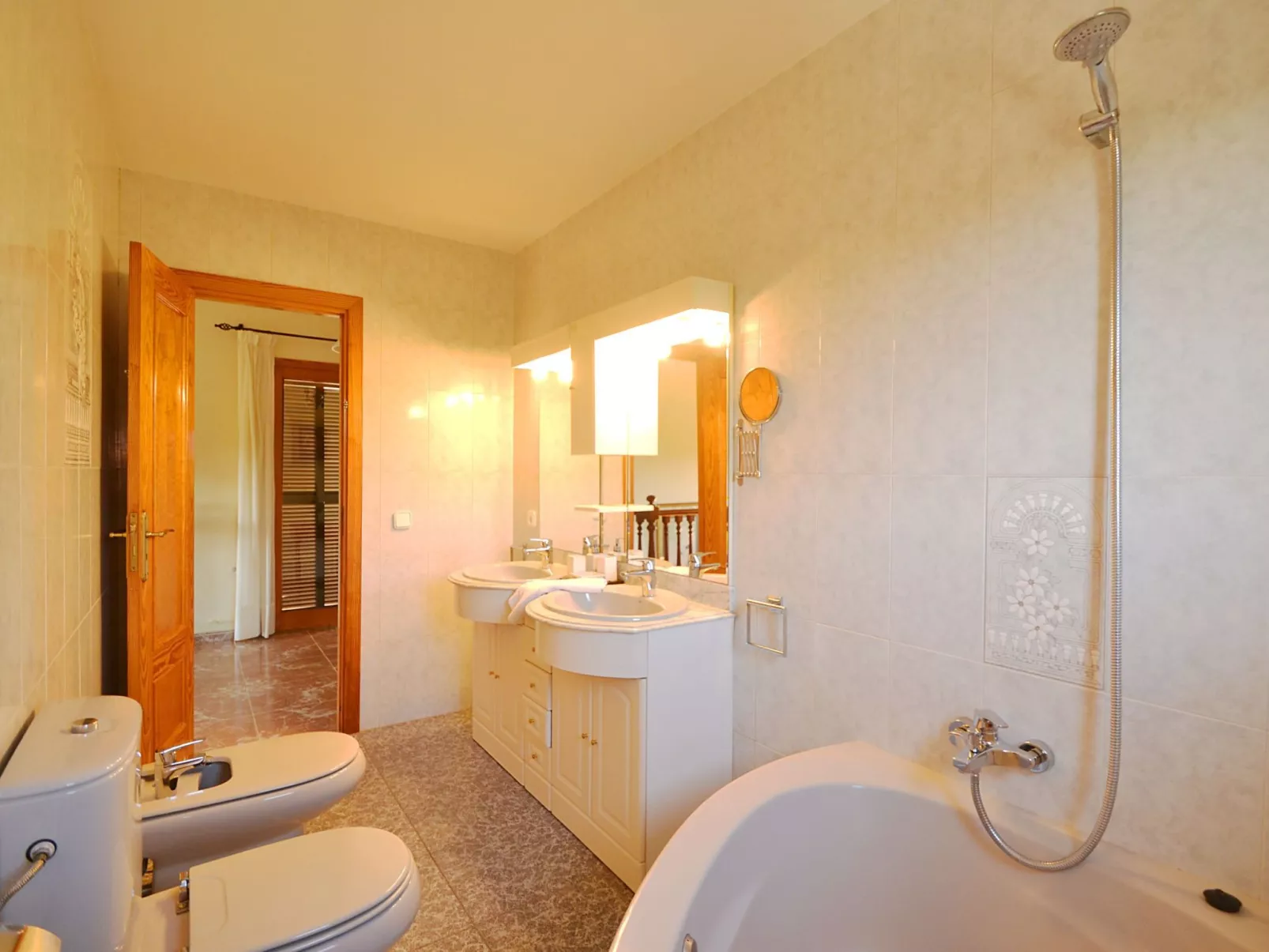 Wunderschön restauriertes Landhaus - Binnen