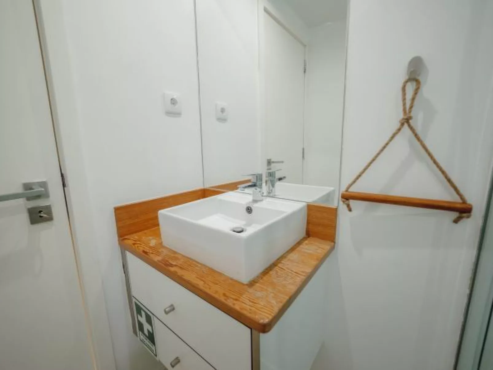 MEZZANINE STYLISH APARTMENT P by VACATIONY - Binnen