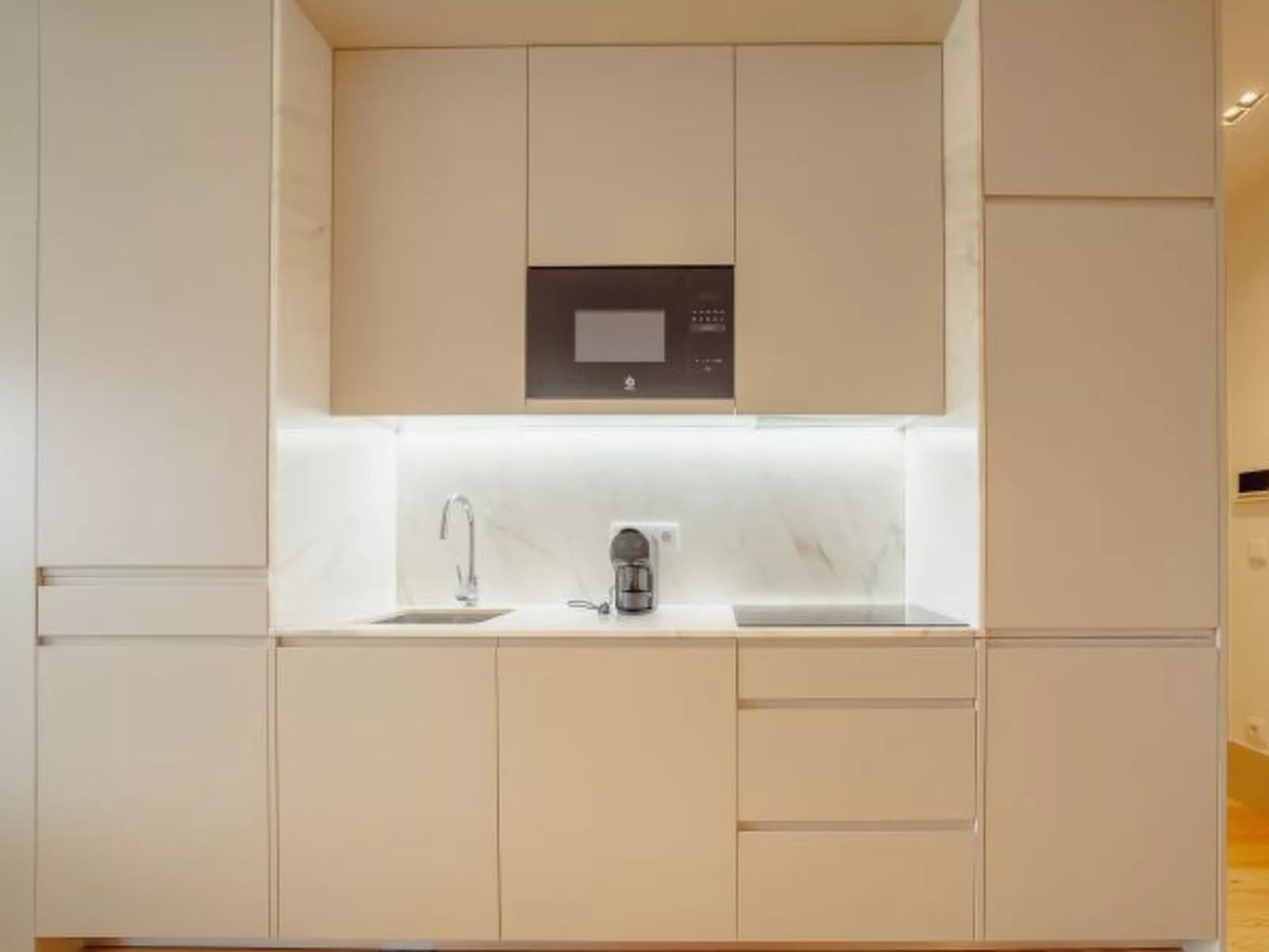 LEGACY OPORTO DESIGN APARTMENT E by VACATIONY - Binnen