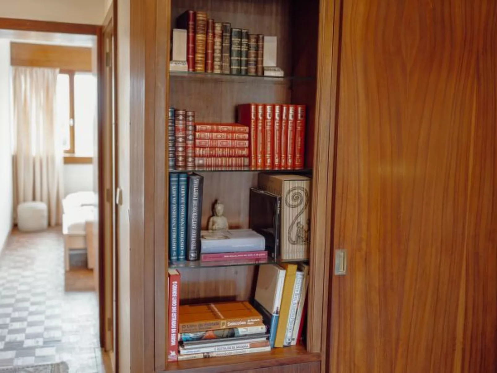 GRAND BOTANIC GARDEN APARTMENT by VACATIONY - Binnen