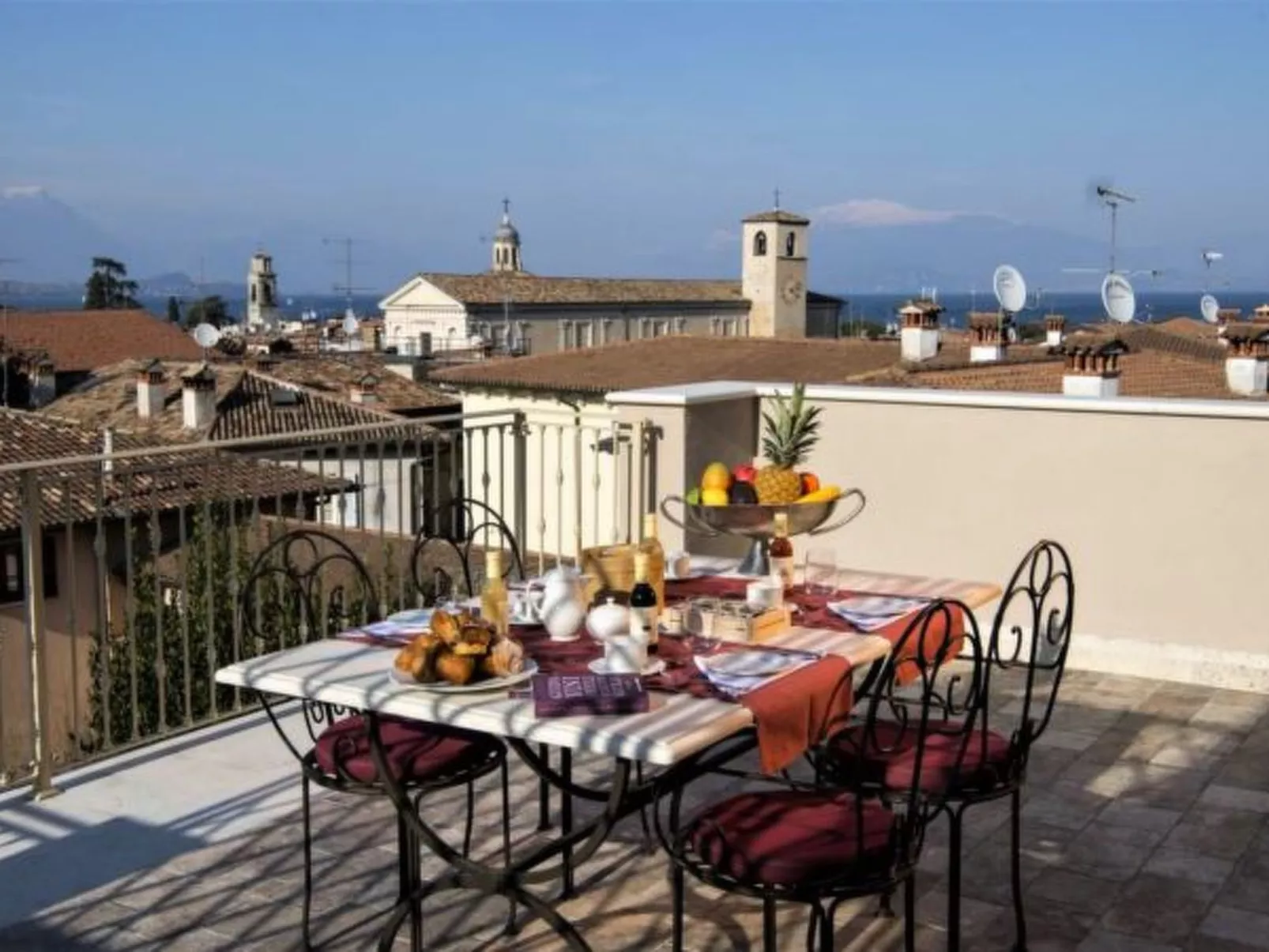 DesenzanoLoft : La Vite Luxury Appartment 2 CIN IT017067C2HOLOZDF9 - Image-tags.info