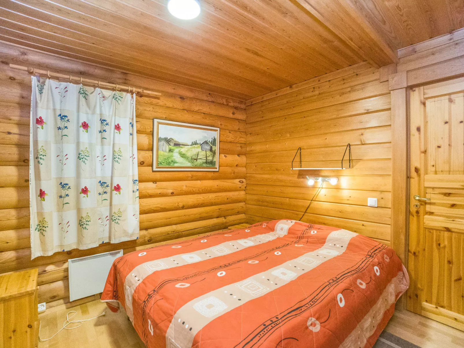 Kaukonraitti 4 c 2 - Binnen