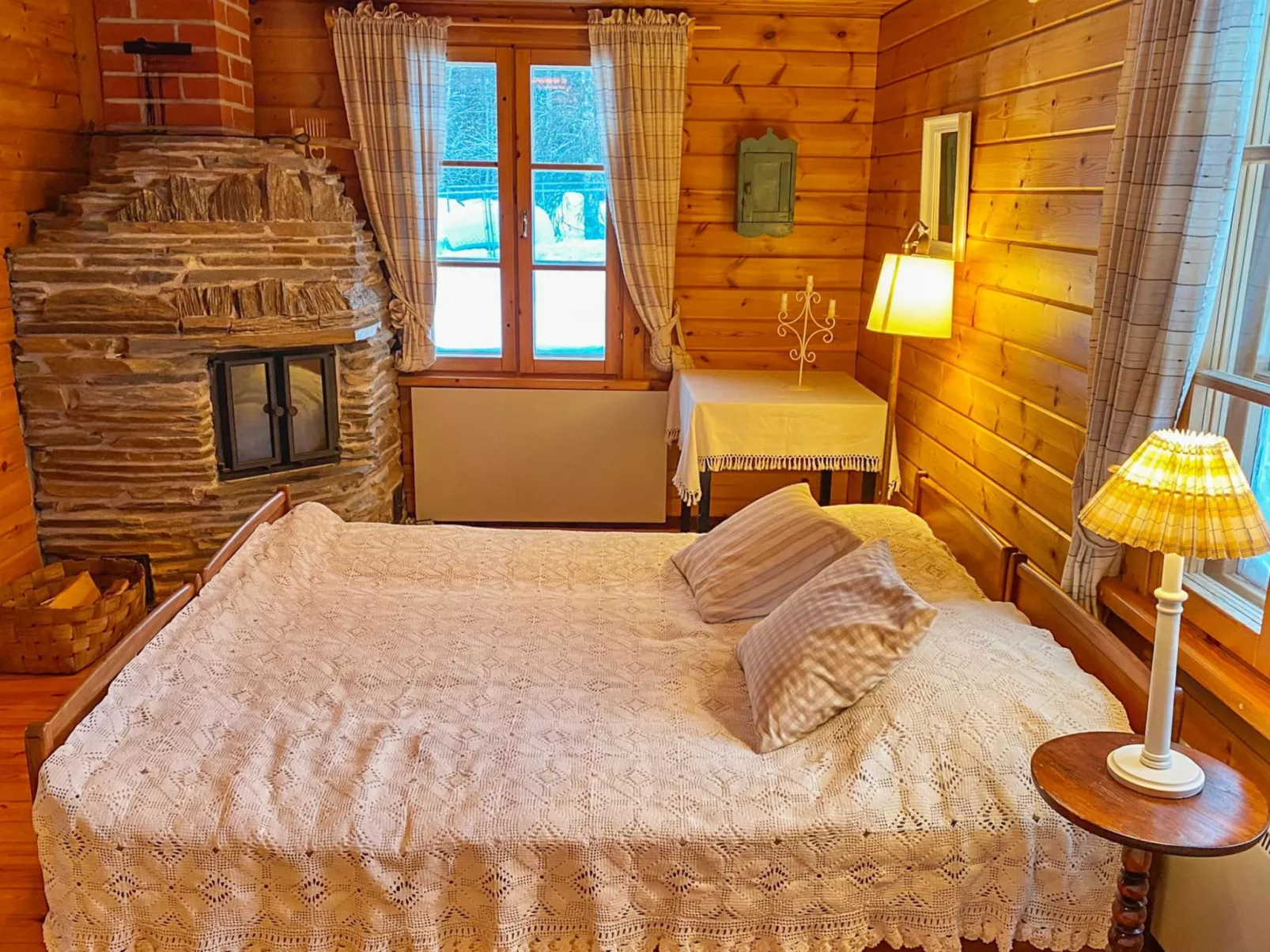 Laattajan hirsipirtti - Binnen