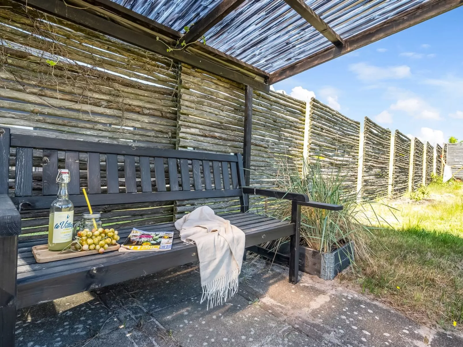 "Soini" - 50m from the sea - Buiten