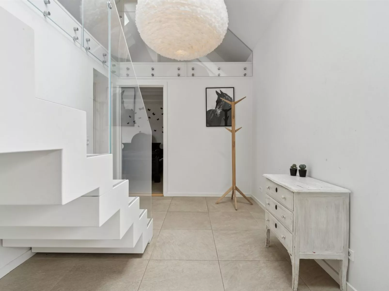 "Rusalina" - 20m from the sea - Binnen