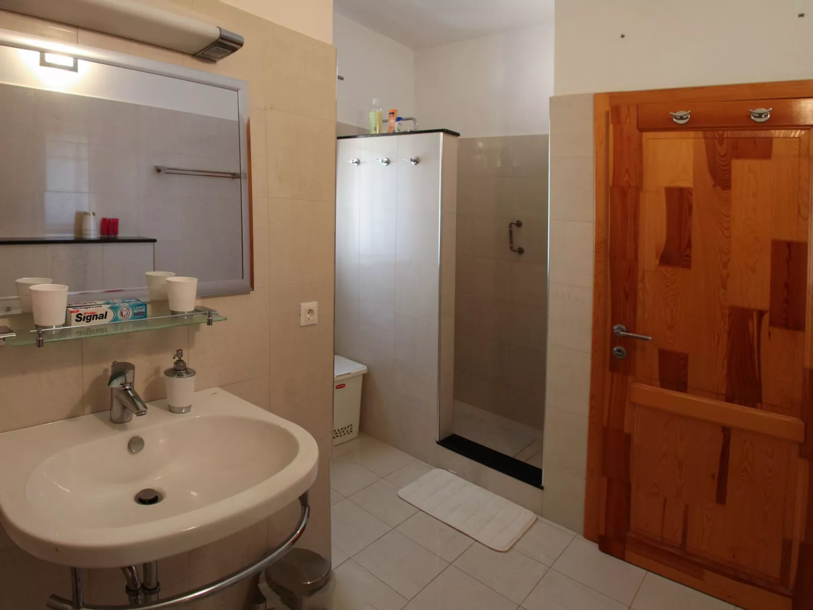 Haus in Mravince mit Whirlpool und Garten - Image-tags.info