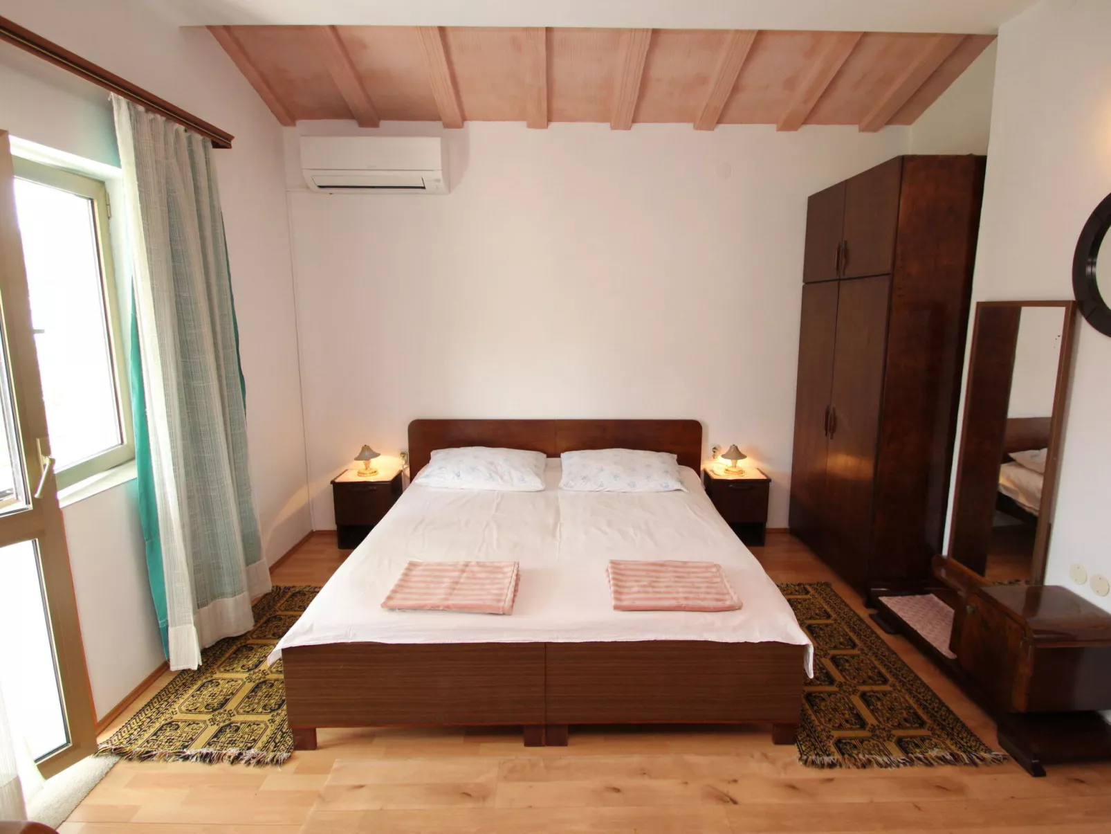 Vintage Guest Room Mansarda / HR-11059-07 - Image-tags.info