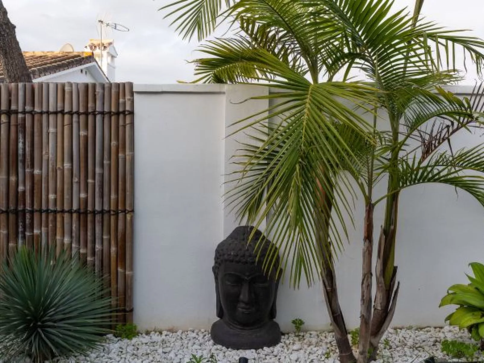 Villa Madrugada, beachside villa in Costabella - Image-tags.info