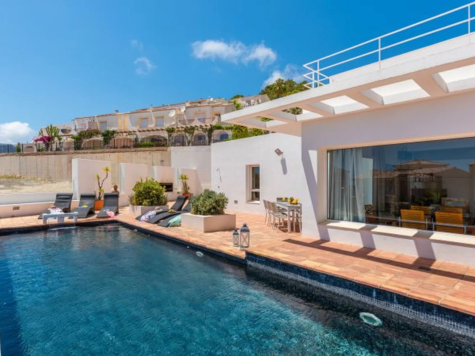 Villa Moderna - PlusHolidays - Image-tags.info