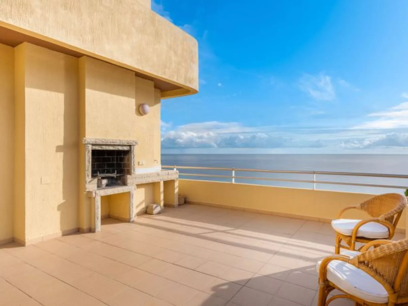 Apartment Turmalina Front - Plusholidays - Image-tags.info