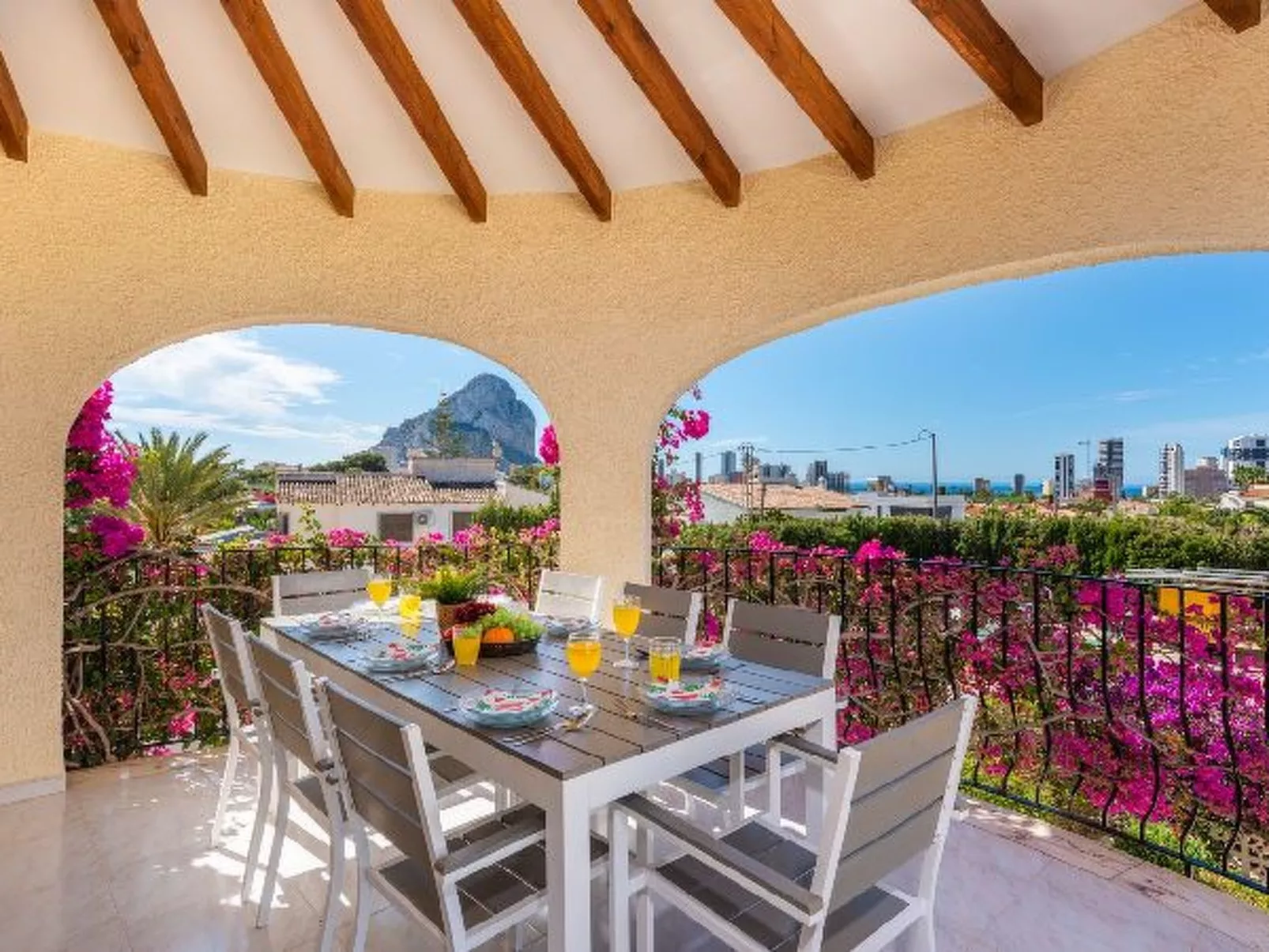 Villa Agudin - PlusHolidays - Image-tags.info