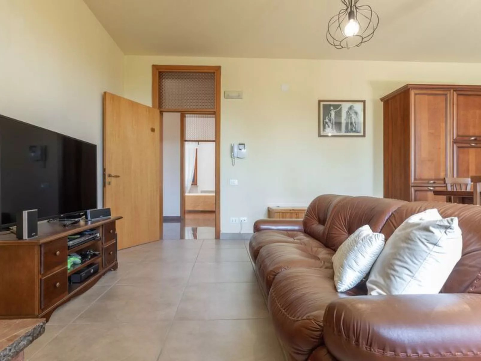 Sunrise Hill Holiday Home - Binnen