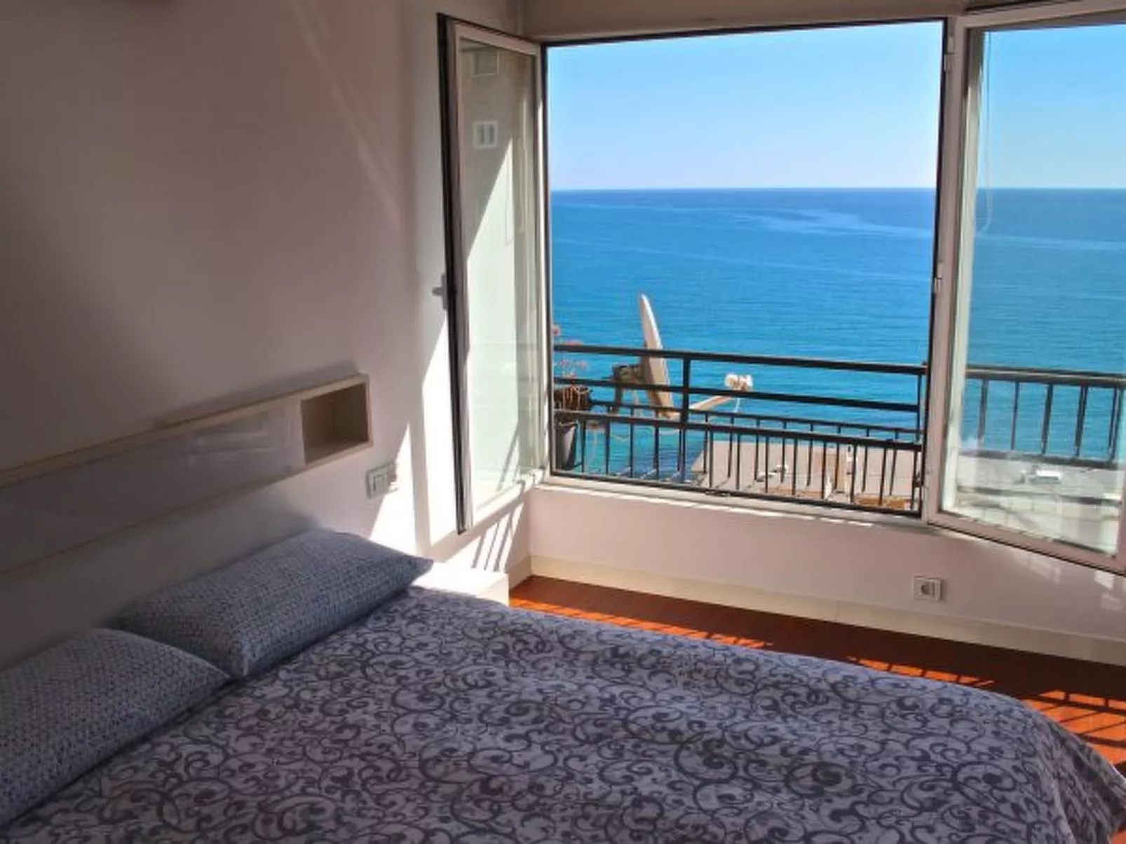 LOFT CON VISTAS AL MAR - Binnen