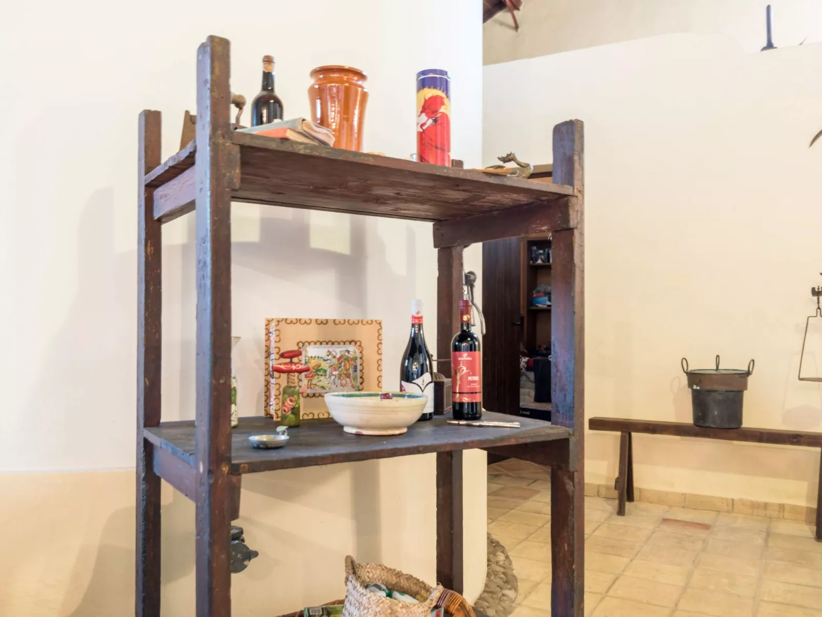 Anwesen mit Privatparkplatz - Binnen