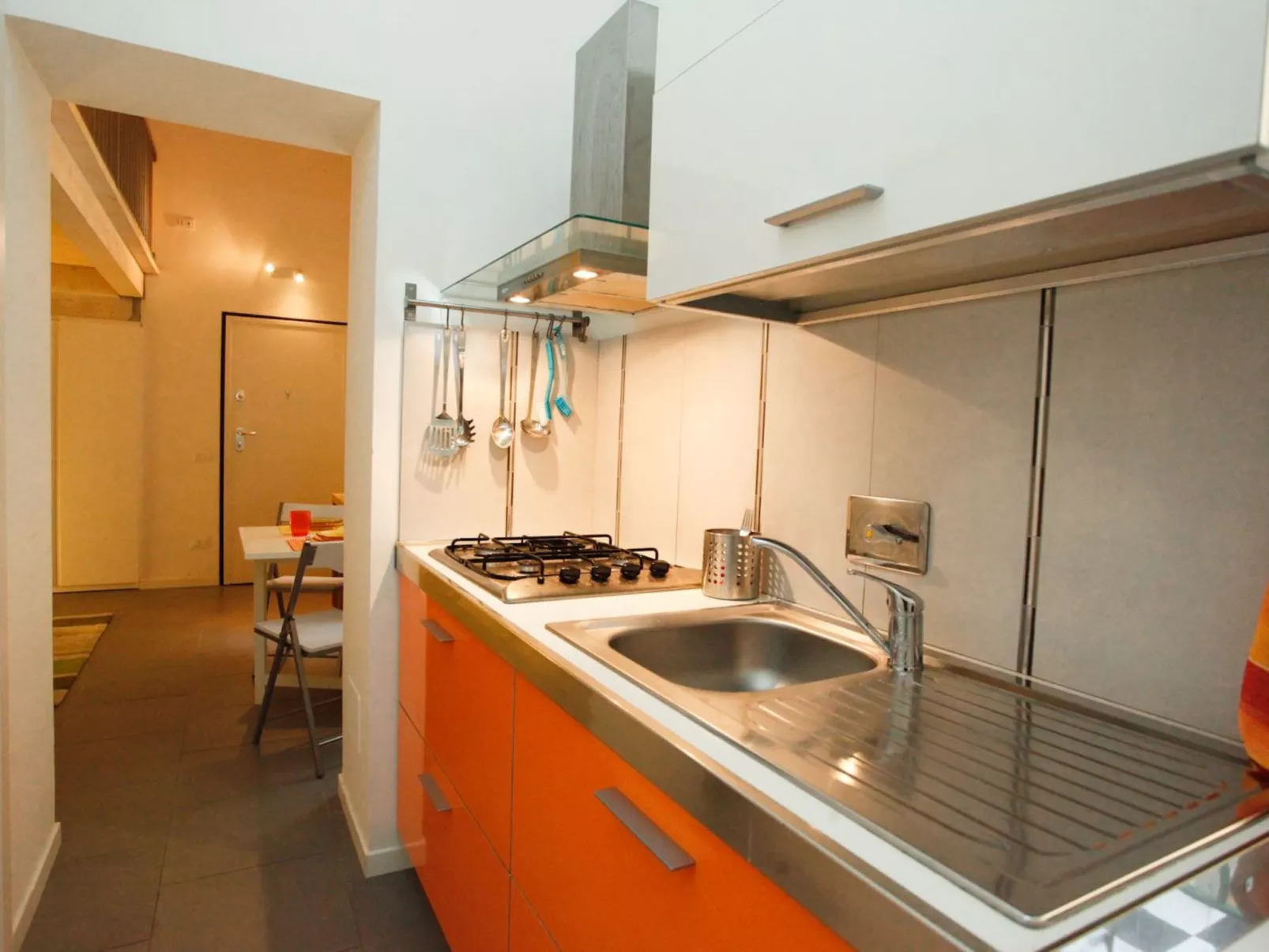 Helles Maisonettezimmer in Rom - Binnen