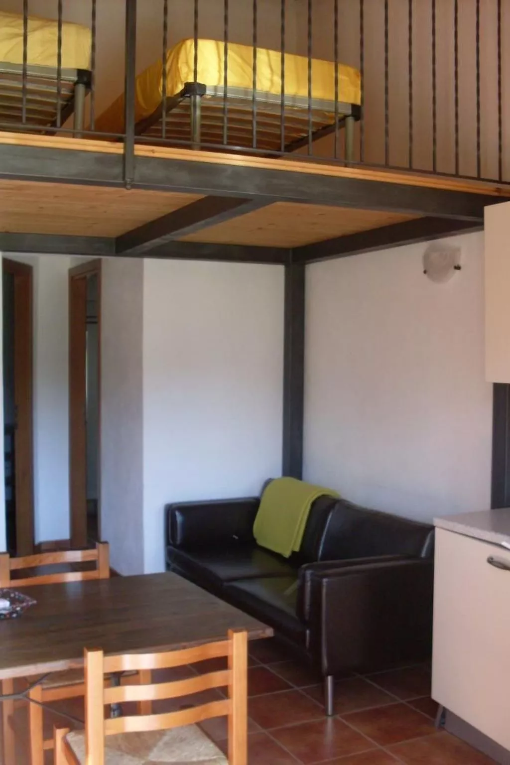 Tolles Reihenhaus im Olivenhain - Binnen