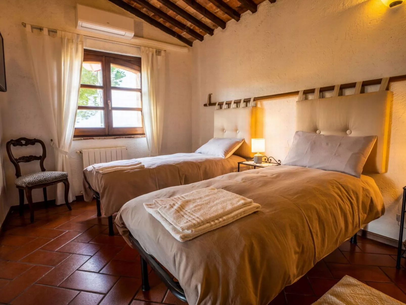 Sommer "Villa La Pierotta" - Binnen