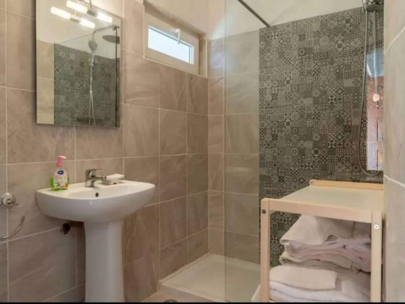 CARVOEIRO POOL HOUSE by VACATIONY - Binnen