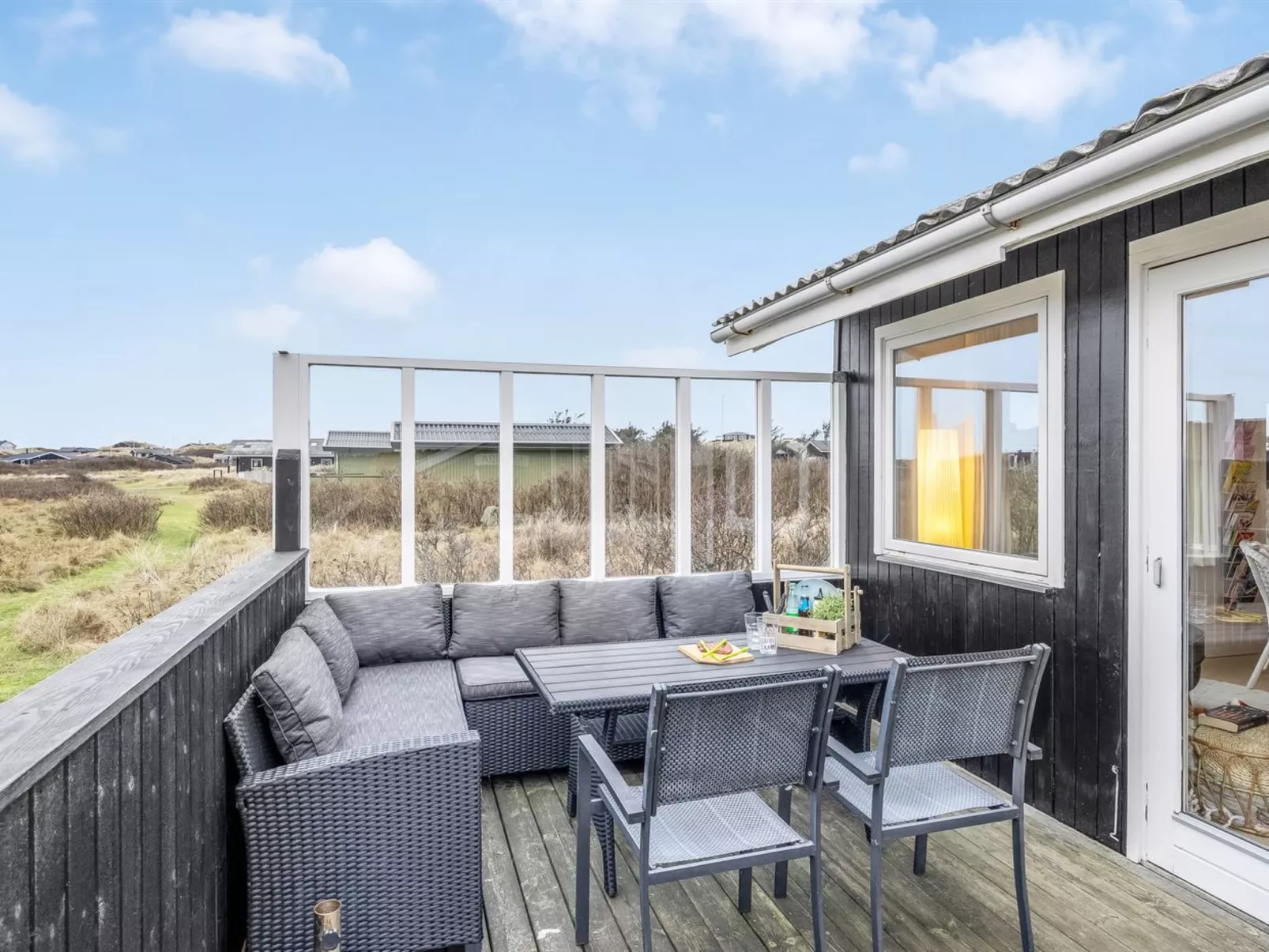 "Alvia" - 250m from the sea - Buiten