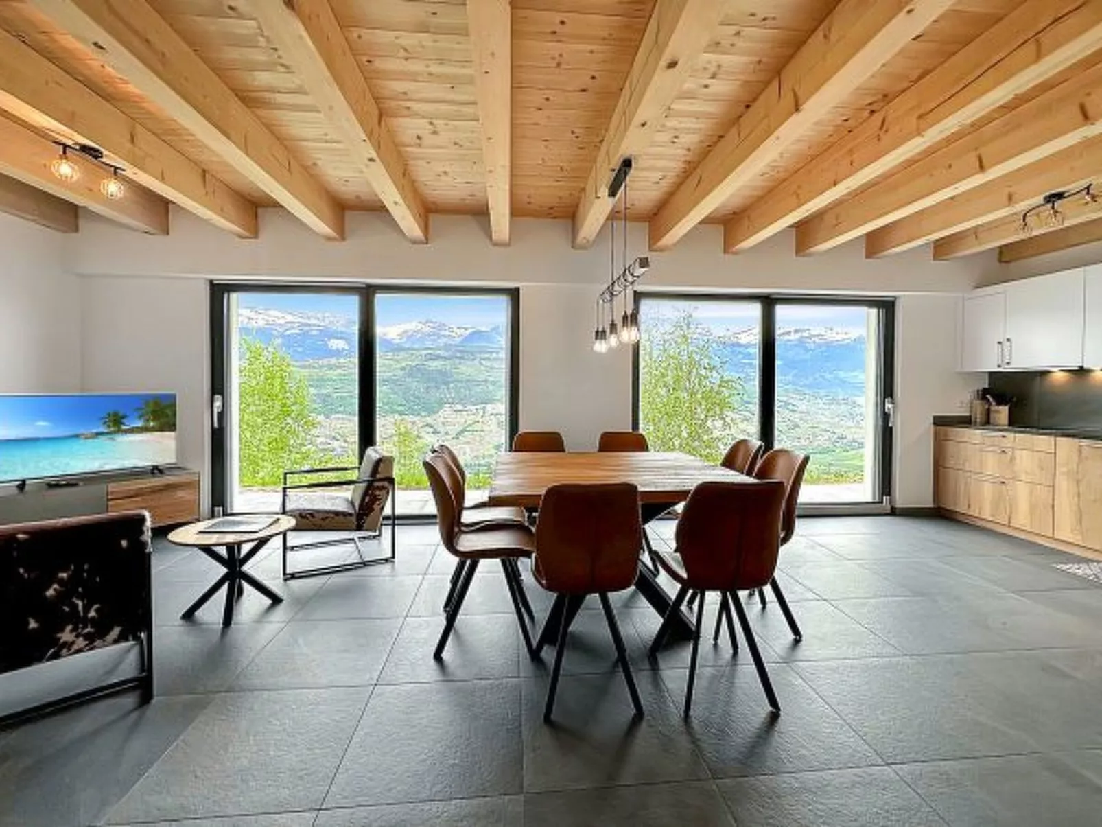 My Mountain Paradise in the Swiss Alps - Binnen