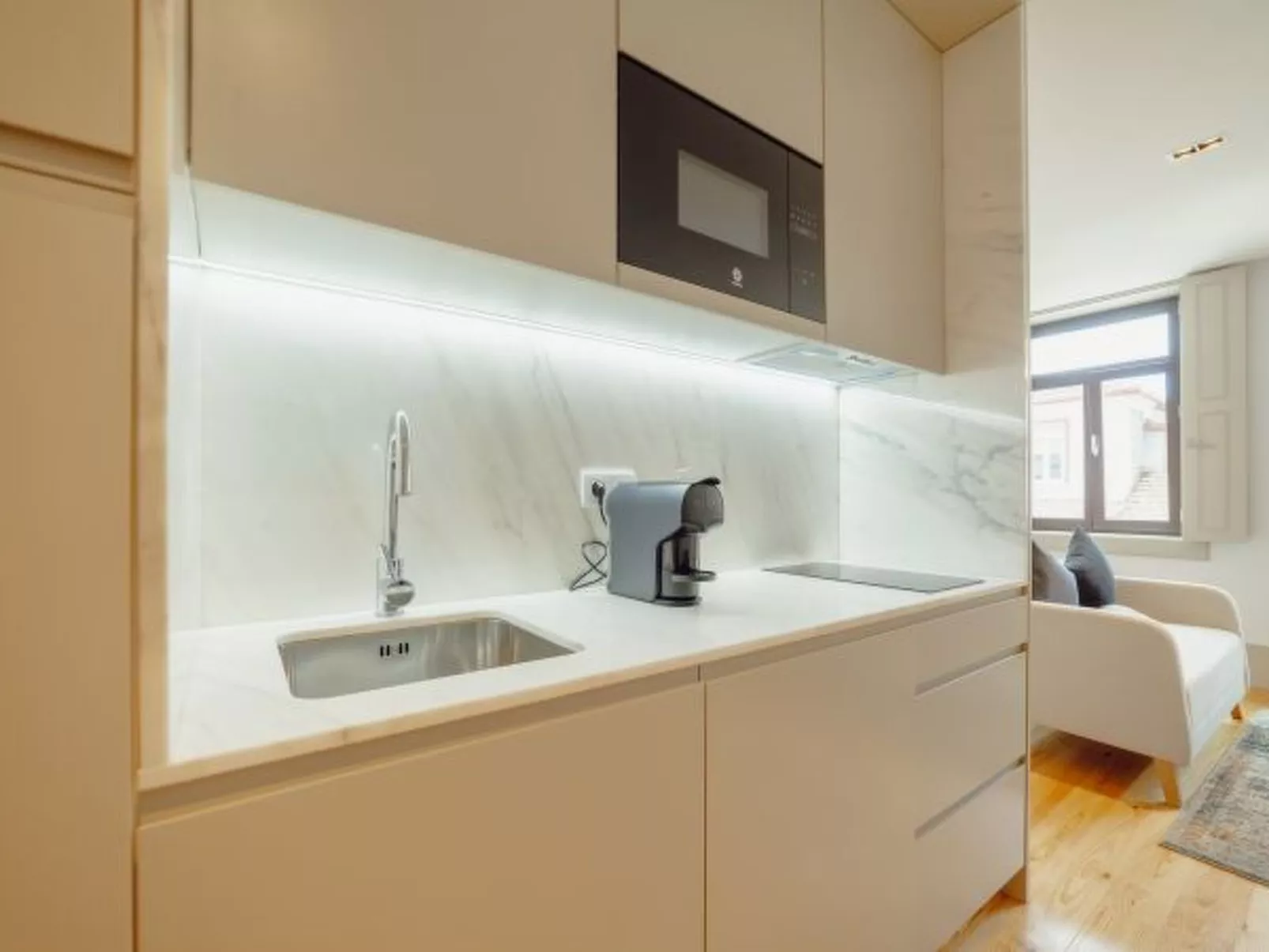 LEGACY OPORTO DESIGN APARTMENT H by VACATIONY - Binnen