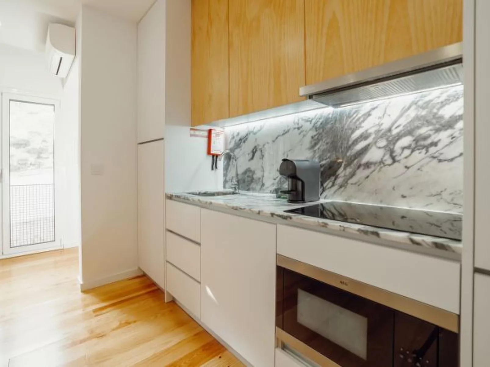 COURTYARD OPORTO DESIGN APARTMENT I - Binnen