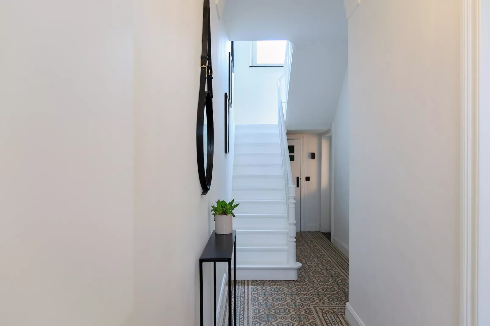 Cosy Courtyard House Hasselt - Hal-ontvangst