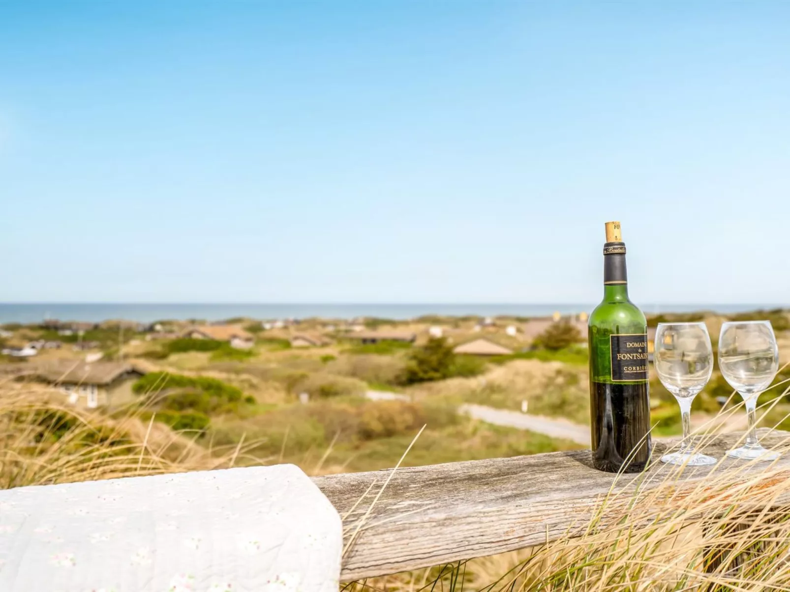 "Katri" - 500m from the sea - Buiten