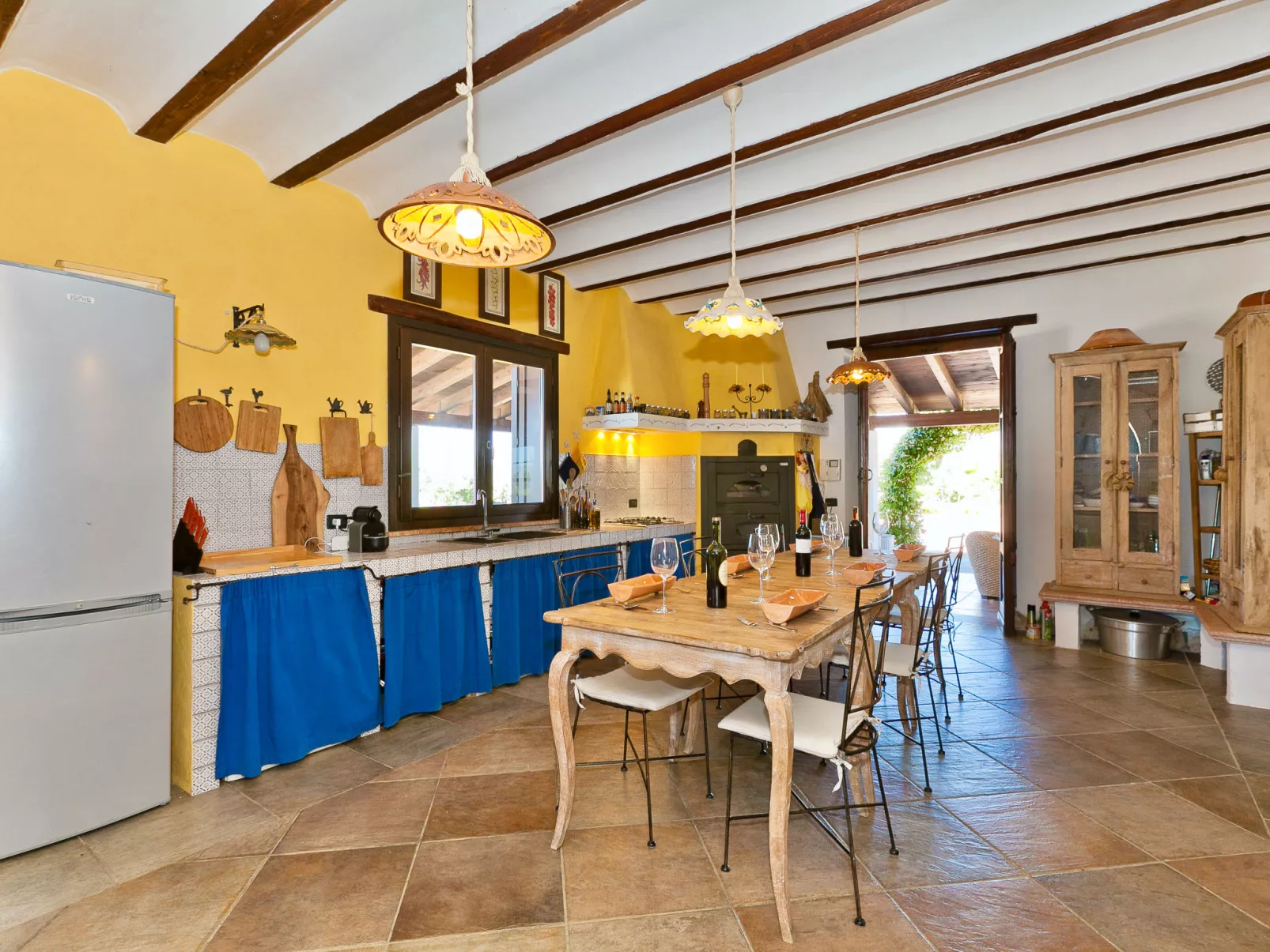 Tenute Aversa - Binnen